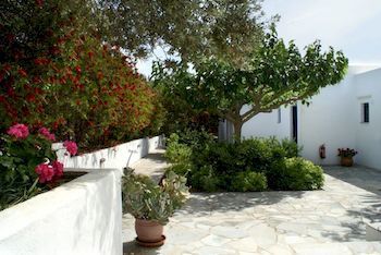 Maistros Hotel Sifnos Island ภายนอก รูปภาพ